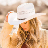 American hat makers Montana | Dames strocowgirlhoed met westerse hoedenband