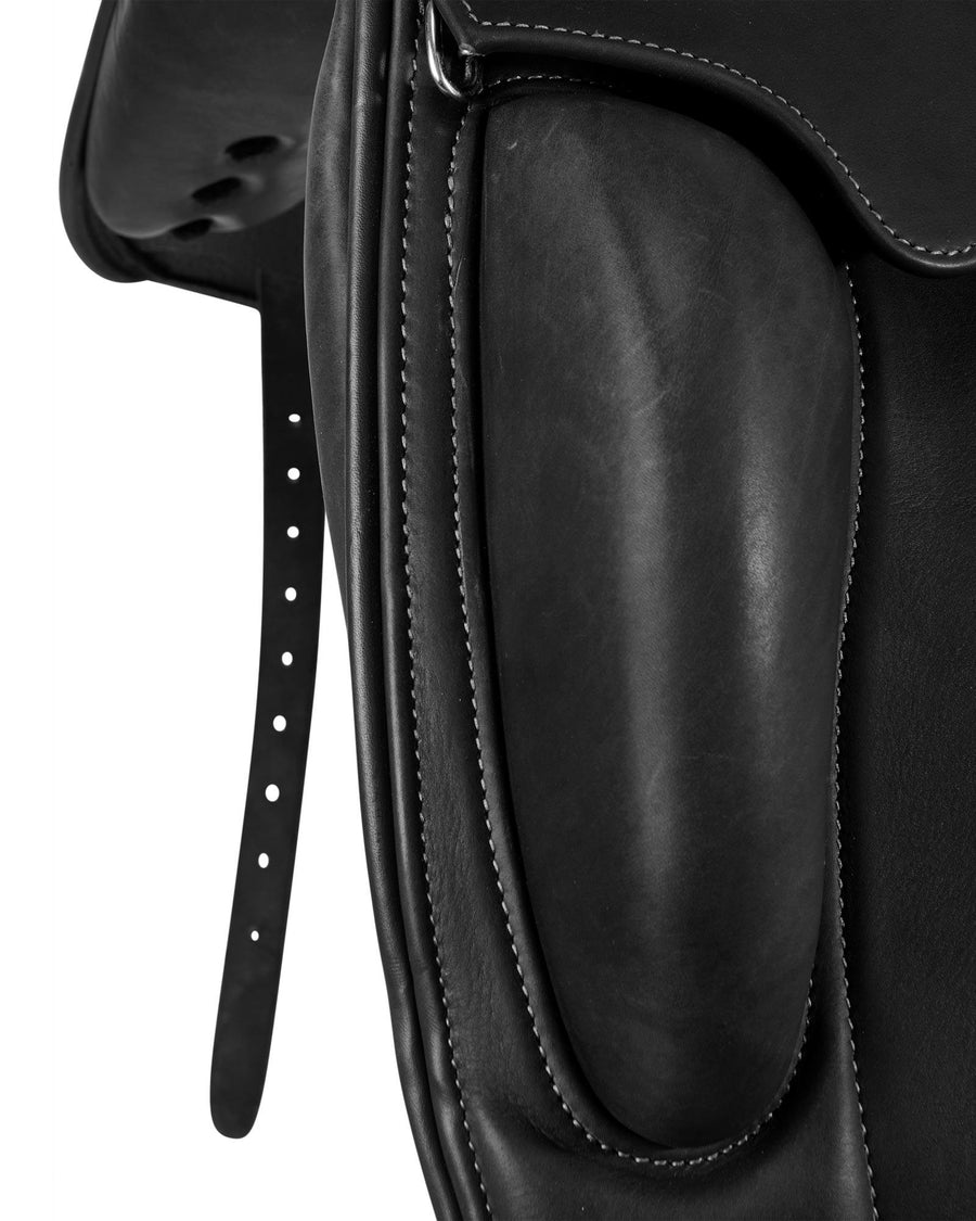 Acavallo Perugino dressage saddle short knee blocks AC 9175 - HorseworldEU